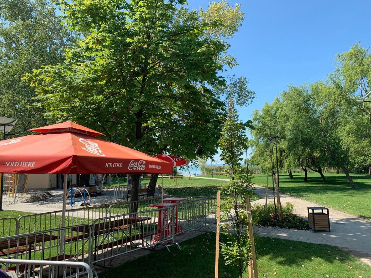 Nora Apartman Balatonkenese Exterior photo